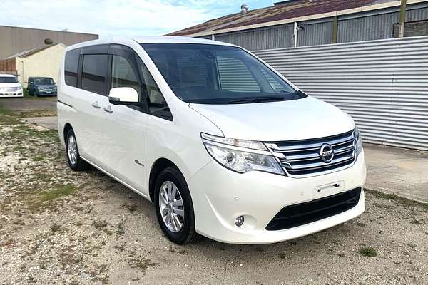 2015 Nissan Serena 20G S-Hybrid