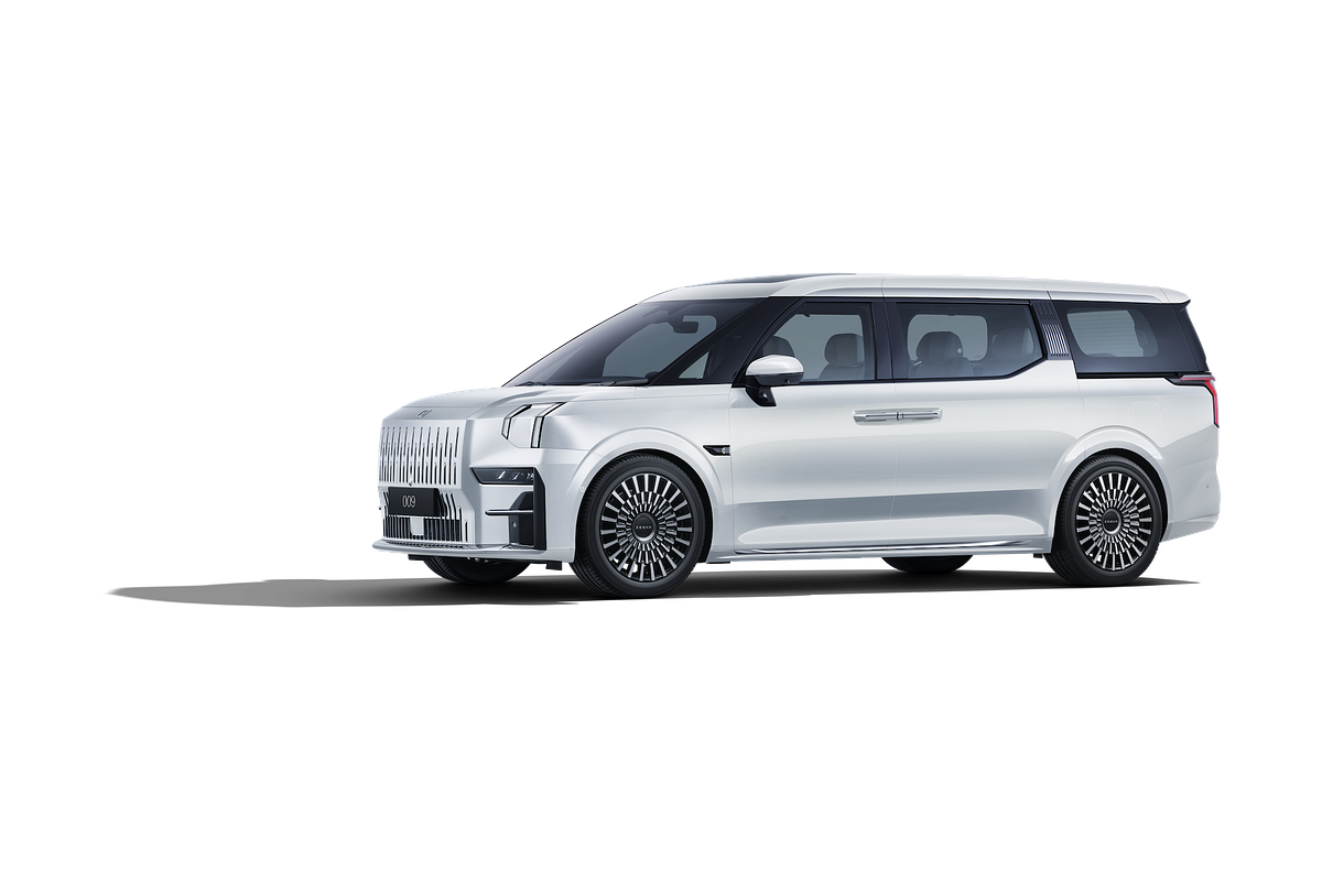 2025 Zeekr 009 6 Seat AWD EF2