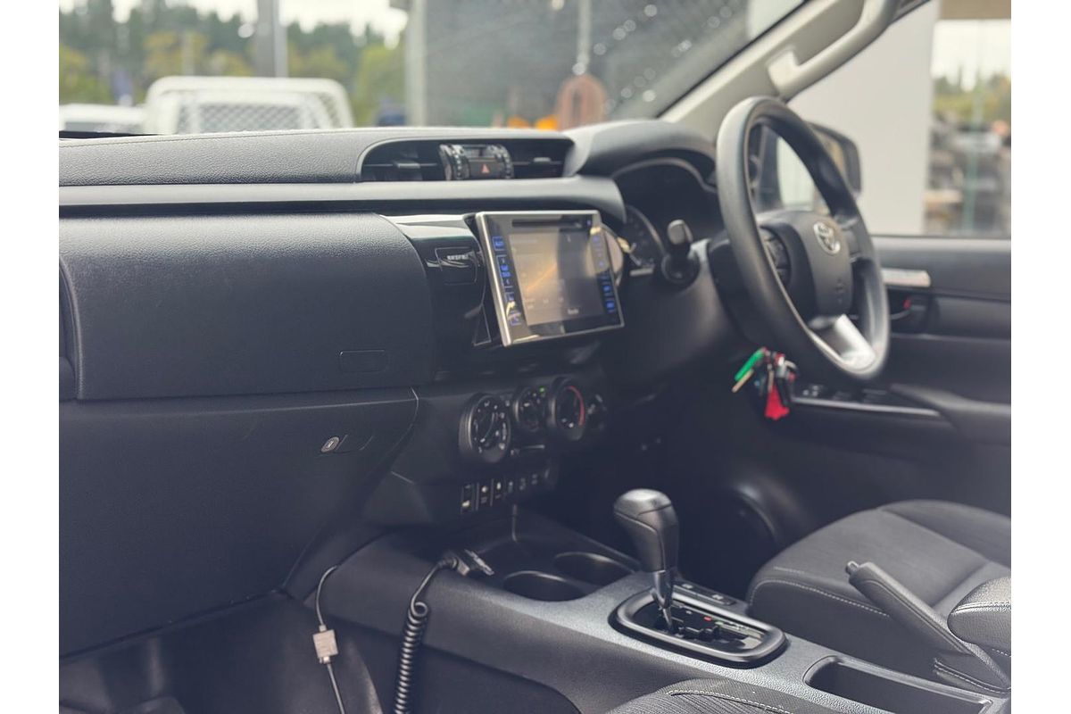2018 Toyota Hilux SR GUN126R 4X4