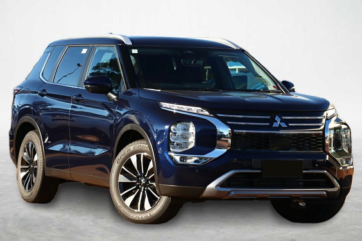 2025 Mitsubishi Outlander LS ZM