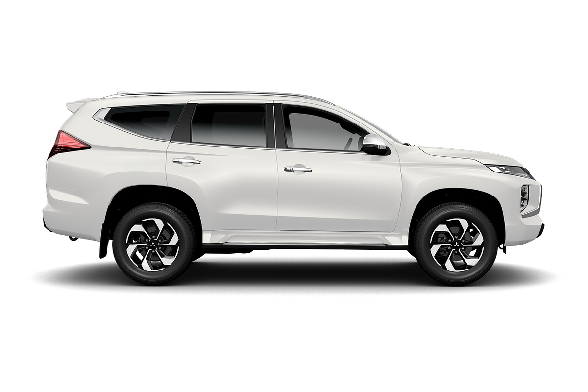 2025 Mitsubishi Pajero Sport