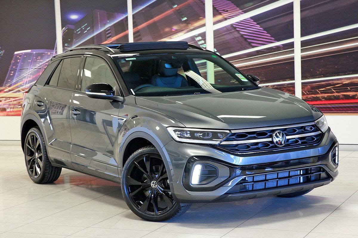 2025 Volkswagen T-Roc 140TSI R-Line D11
