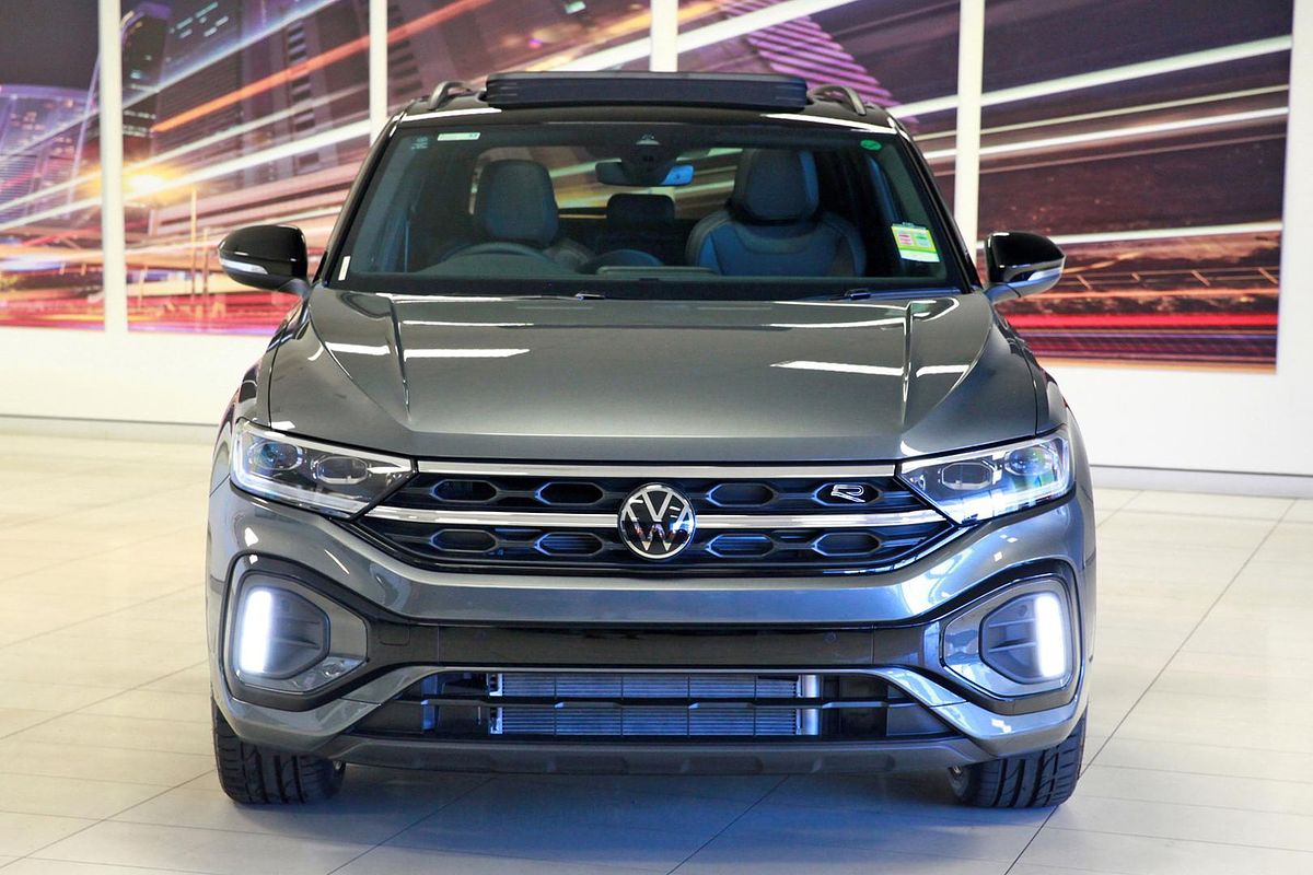 2025 Volkswagen T-Roc 140TSI R-Line D11
