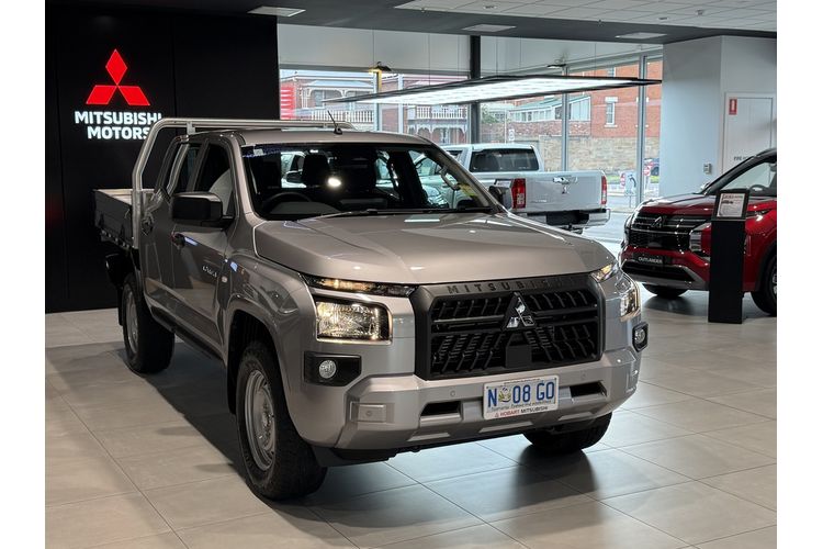 2025 Mitsubishi Triton GLX MV 4X4