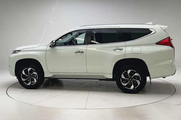 2024 Mitsubishi Pajero Sport GLS QG thumb-7