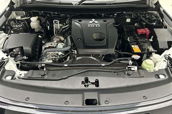 2024 Mitsubishi Pajero Sport GLS QG thumb-10