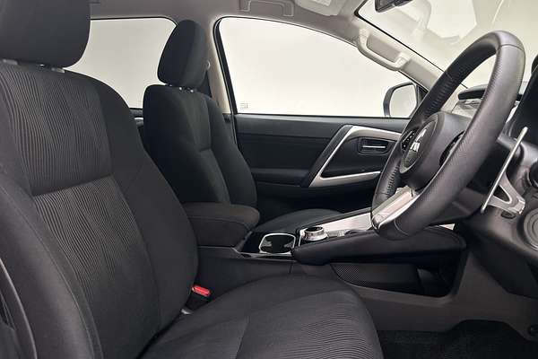 2024 Mitsubishi Pajero Sport GLS QG thumb-12