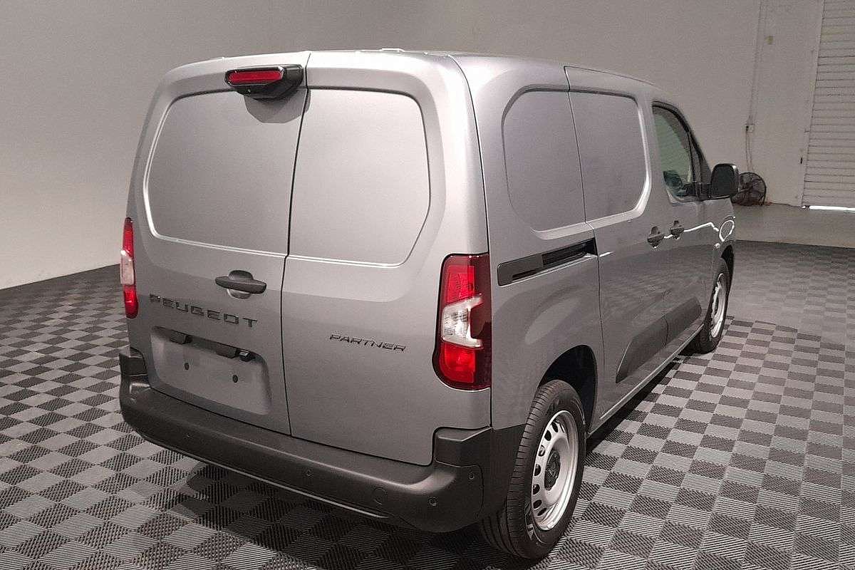 2024 Peugeot Partner Pro K9 SWB Low Roof image 11
