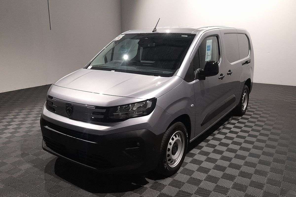 2025 Peugeot Partner Pro K9 LWB Low Roof image 5
