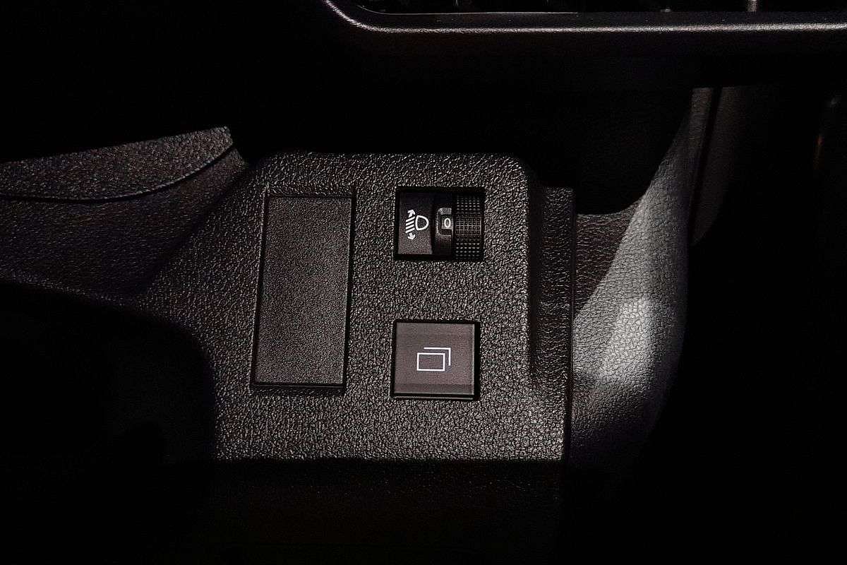 2025 Peugeot Partner Pro K9 LWB Low Roof image 34