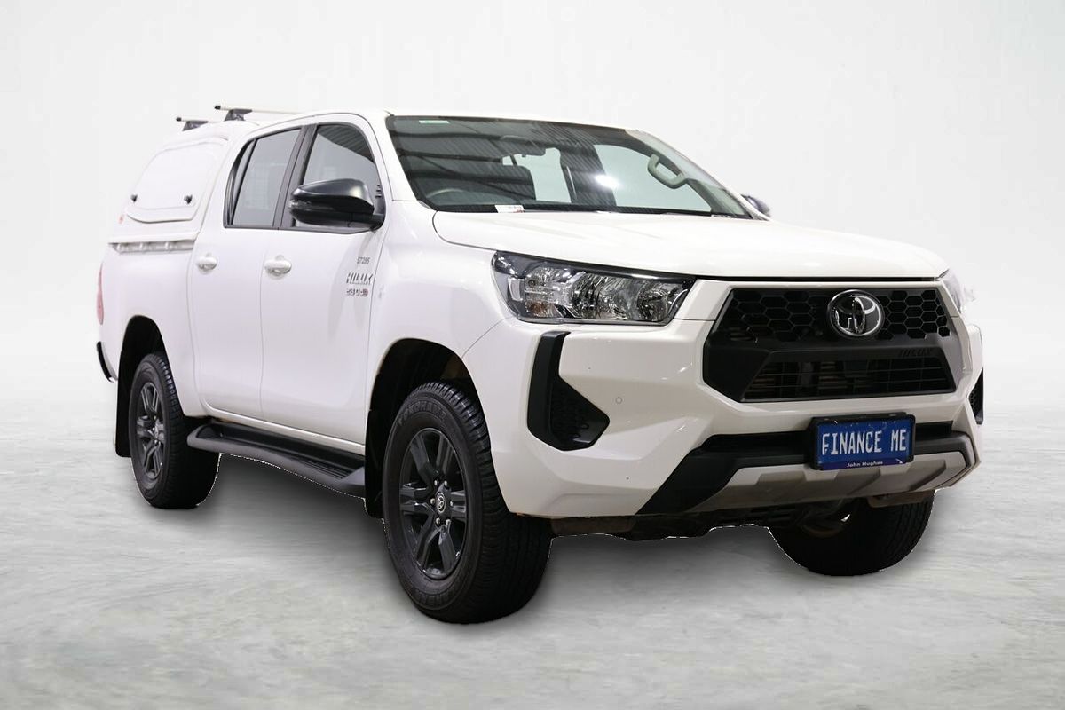 2025 Toyota Hilux SR GUN126R 4X4