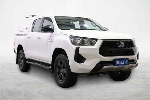 2025 Toyota Hilux SR GUN126R 4X4