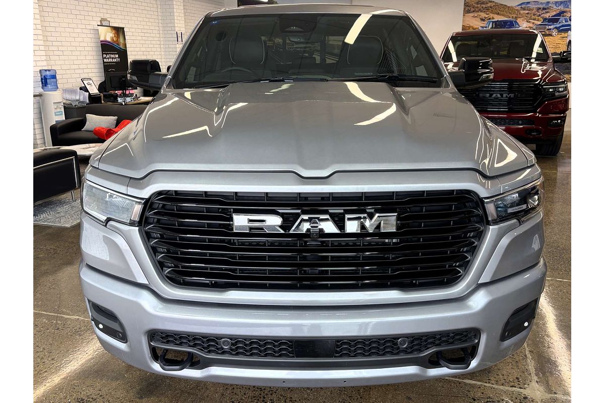 2025 RAM 1500 Laramie Sport Hurricane SO RamBox DT 4X4 SWB