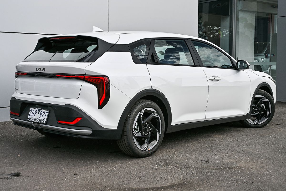 2025 Kia K4 Sport+ CL4m