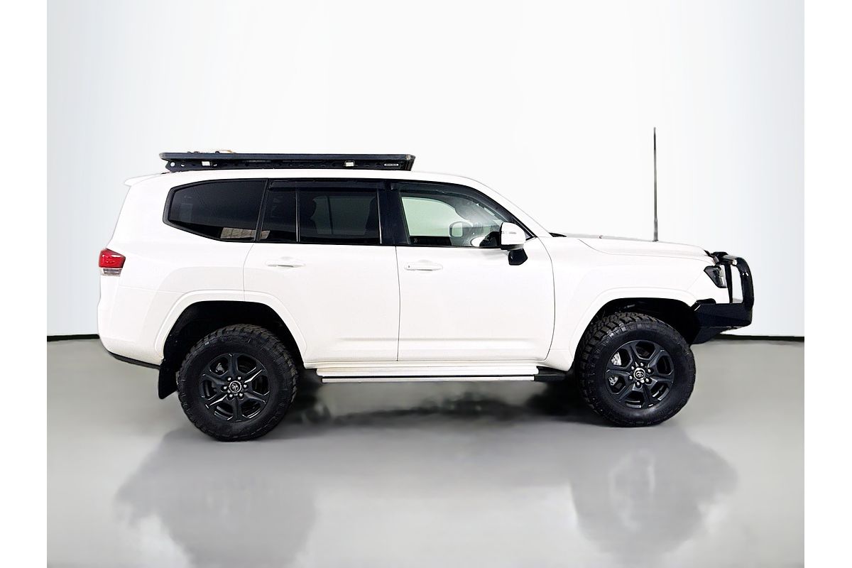 2022 Toyota Landcruiser GXL FJA300R