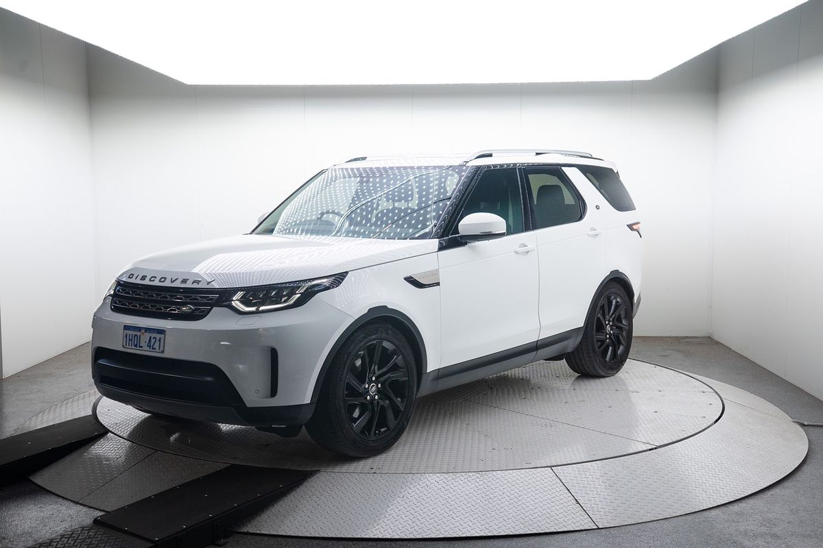 2018 Land Rover Discovery SD4 SE Series 5