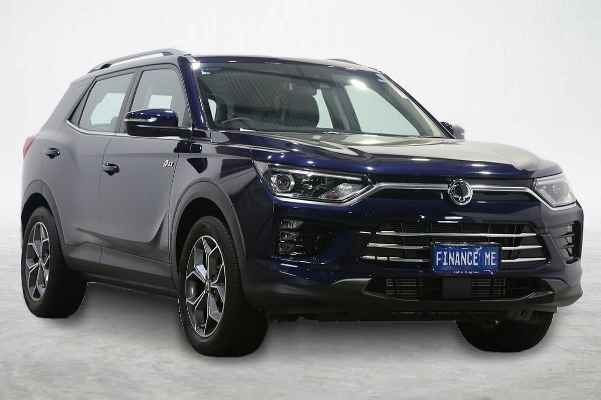 2023 KGM Korando ELX C300