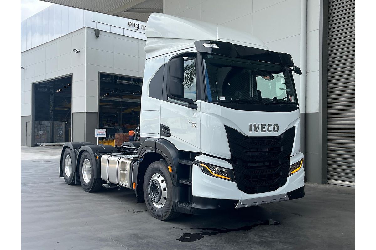 2025 Iveco S-Way AT460 IVECO S-WAY AT 460 PRIME MOVER