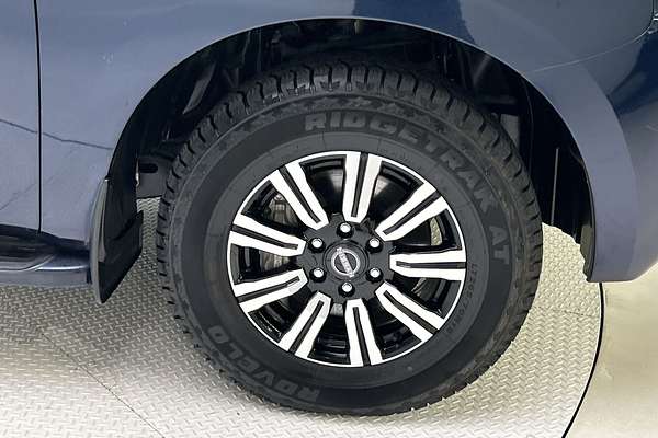 2023 Nissan Patrol Ti Y62 thumb-9
