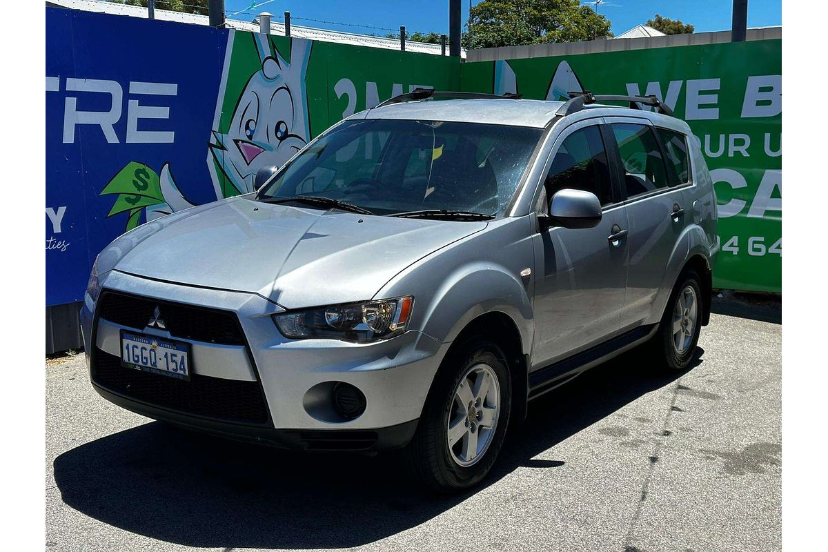 2010 Mitsubishi Outlander LS ZH