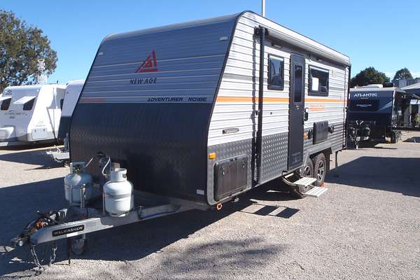 2022 New Age Caravans Road Owl 5.5m (18ft) RO18E 18' Ensuite