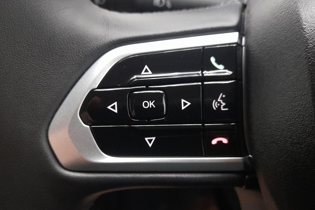 2025 Peugeot Boxer Pro X250 LWB Mid Roof