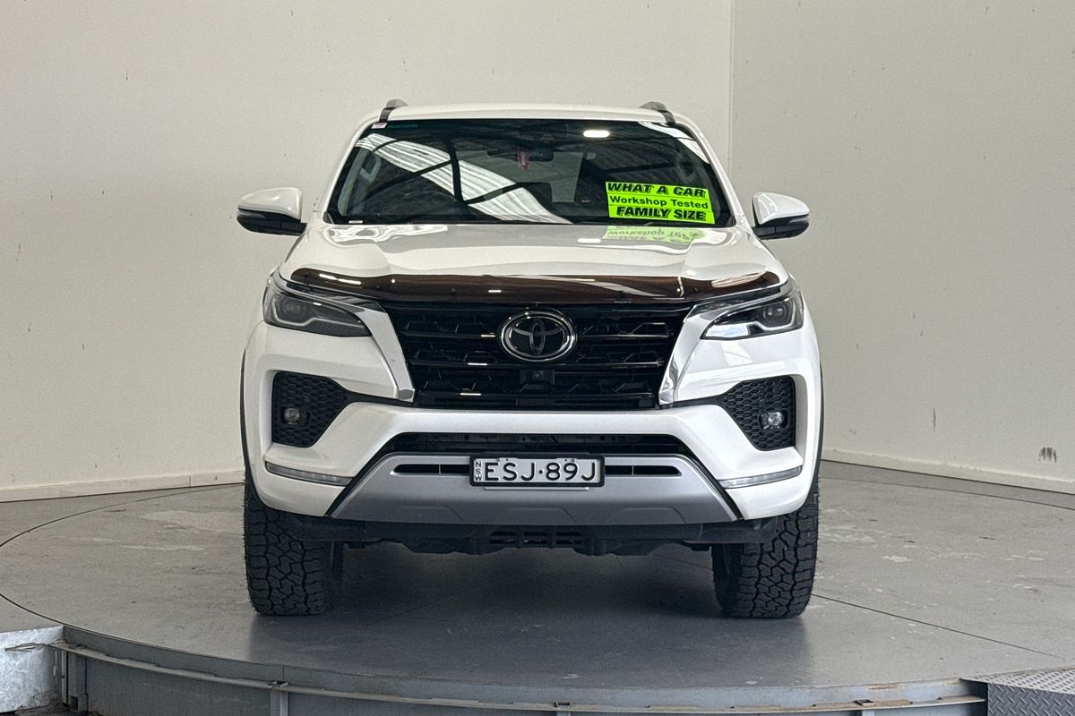 2022 Toyota Fortuner Crusade GUN156R