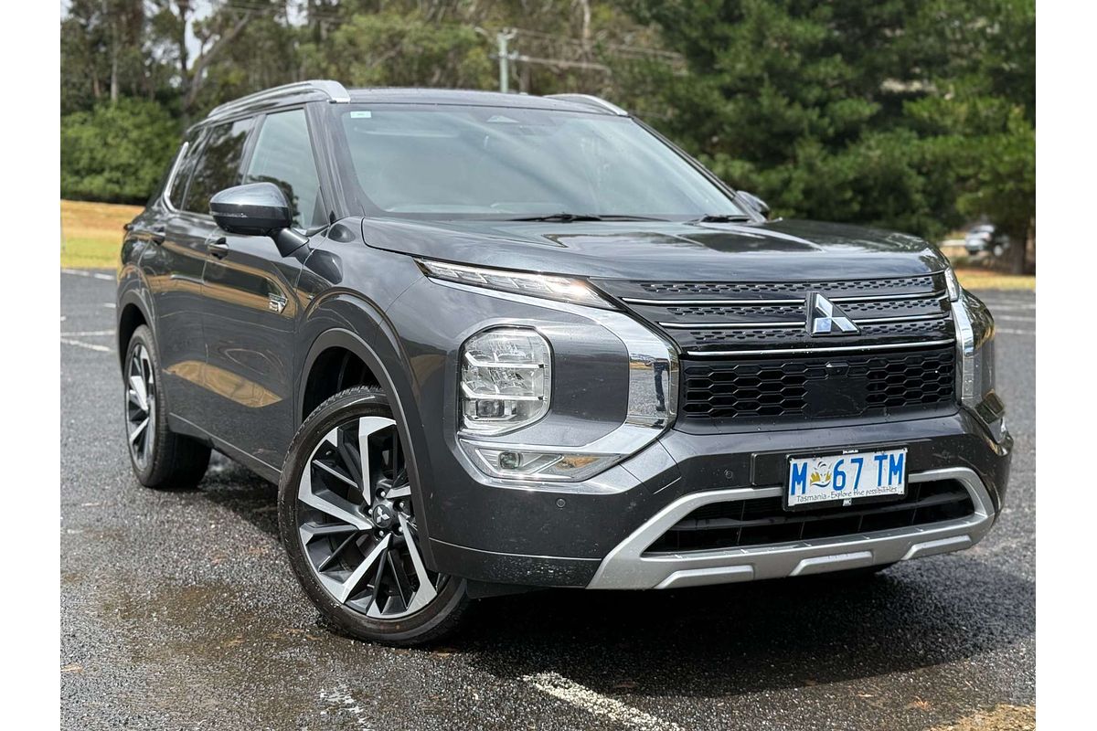 2024 Mitsubishi Outlander PHEV Exceed Tourer ZM