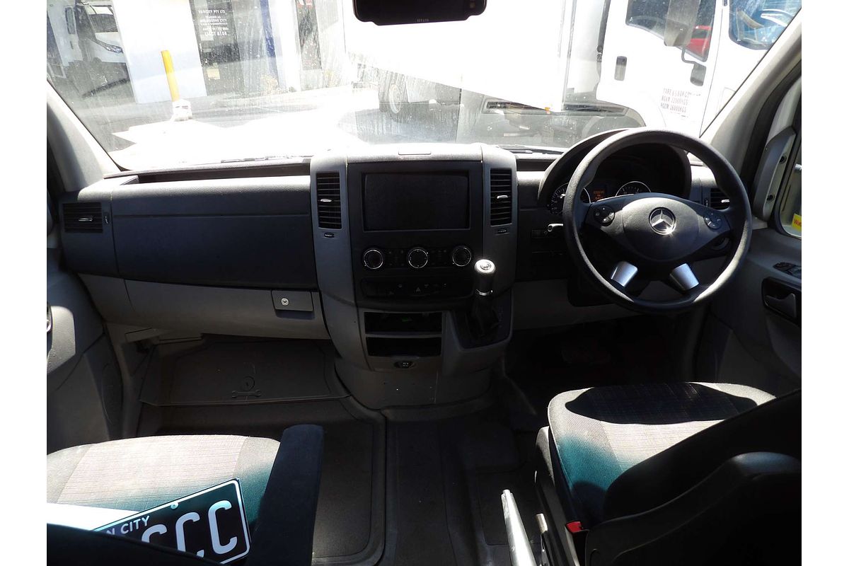 2017 Mercedes-Benz Sprinter 316CDI NCV3 MWB Low Roof image 11