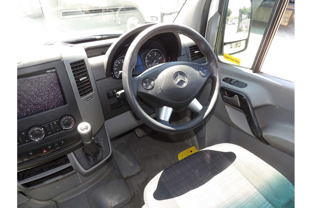 2017 Mercedes-Benz Sprinter 316CDI NCV3 MWB Low Roof image 12