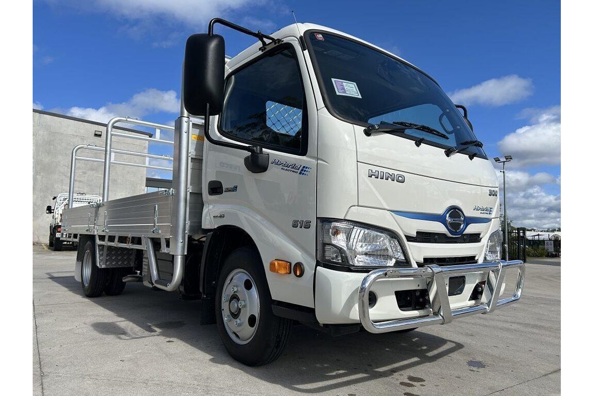 2025 Hino 300 616 Hybrid