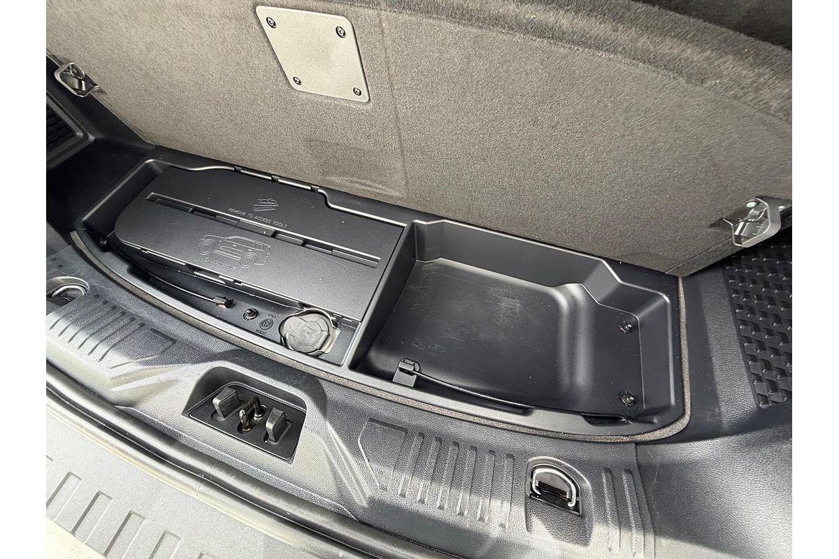2022 Ford Everest Platinum 3.0L