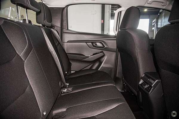 2026 Isuzu D-MAX SX 4X4 thumb-7