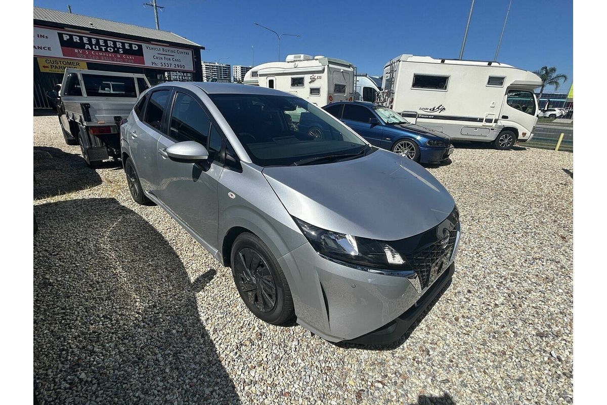 2022 Nissan AURA G FE13