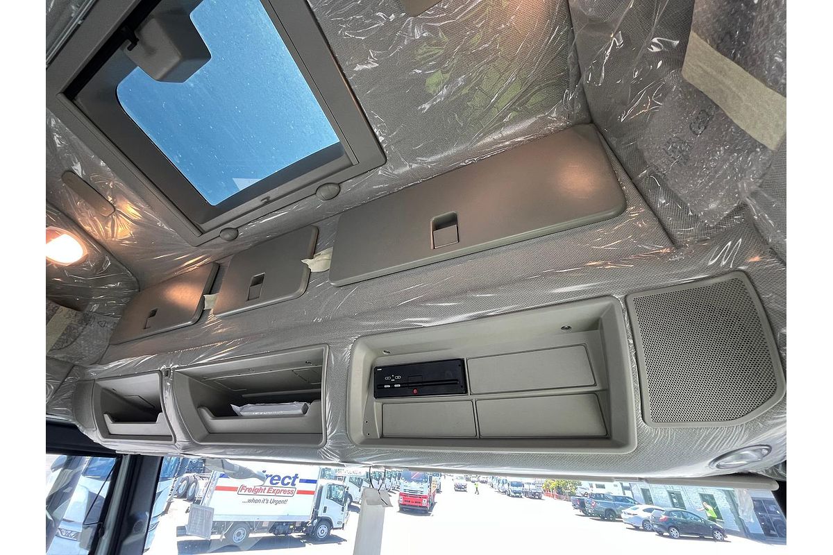 2024 IVECO S-Way AT600 image 19