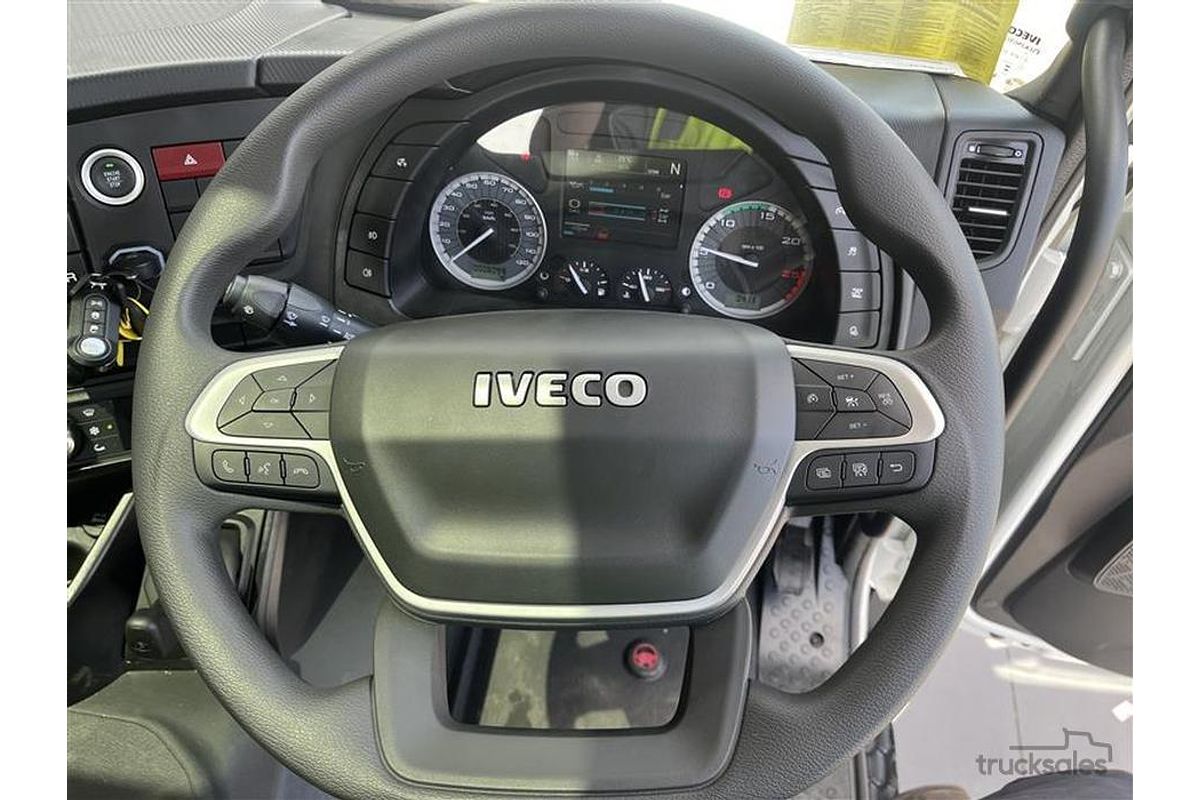 2024 IVECO S-Way image 16