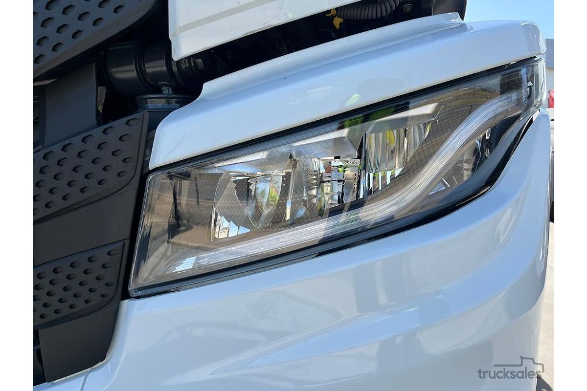 2024 IVECO S-Way AT600 image 23