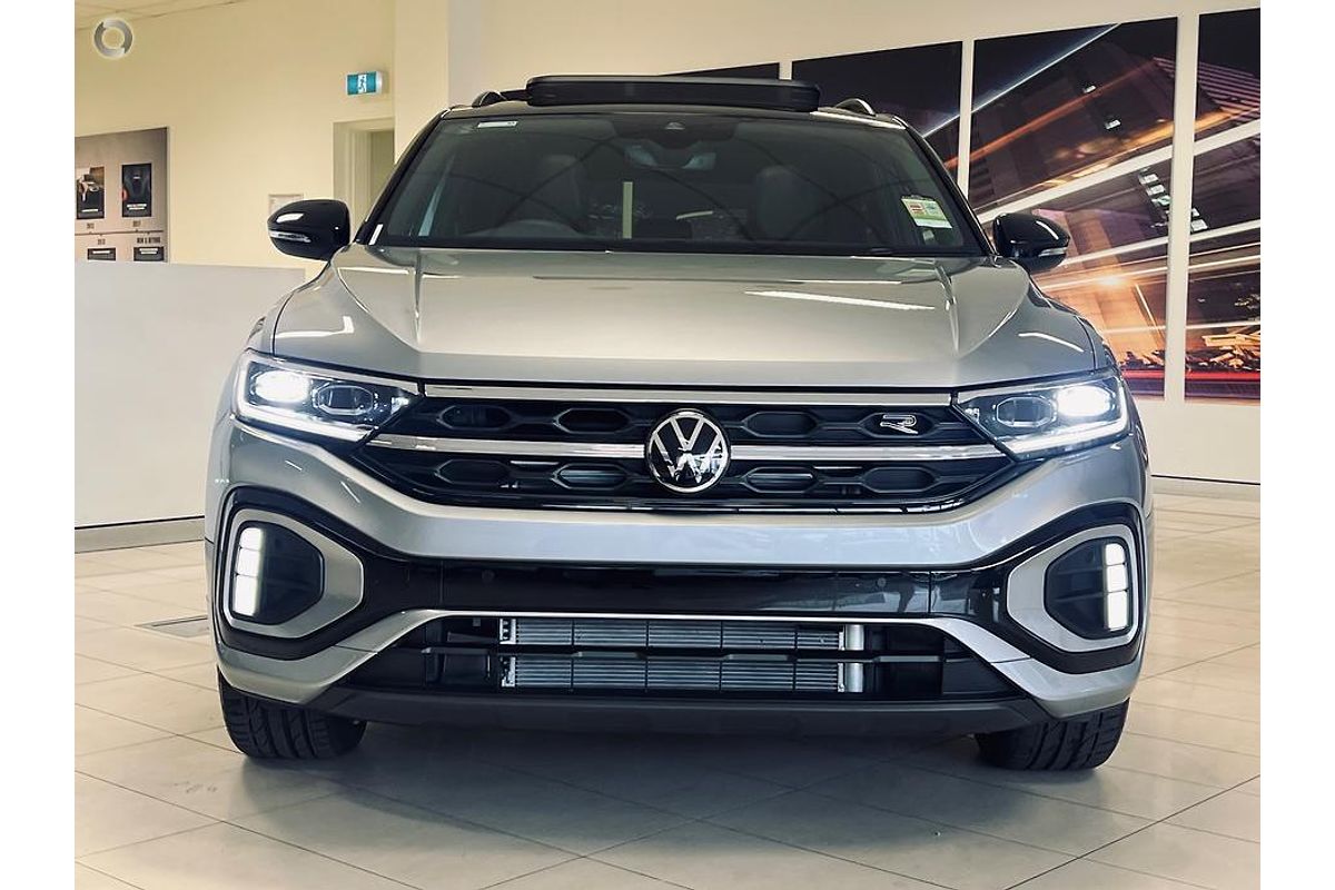 2025 Volkswagen T-Roc 140TSI R-Line D11