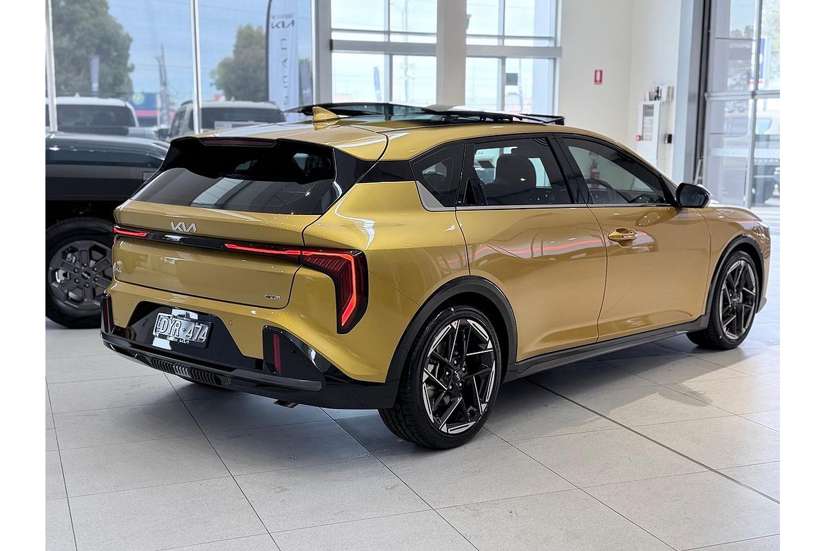 2025 Kia K4 GT-Line CL4m