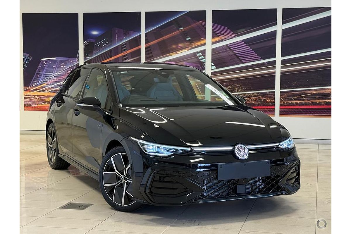 2025 Volkswagen Golf 110TSI R-Line 8.5