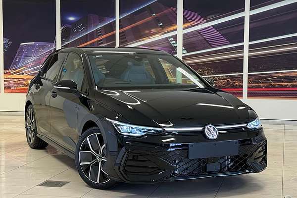 2025 Volkswagen Golf 110TSI R-Line 8.5