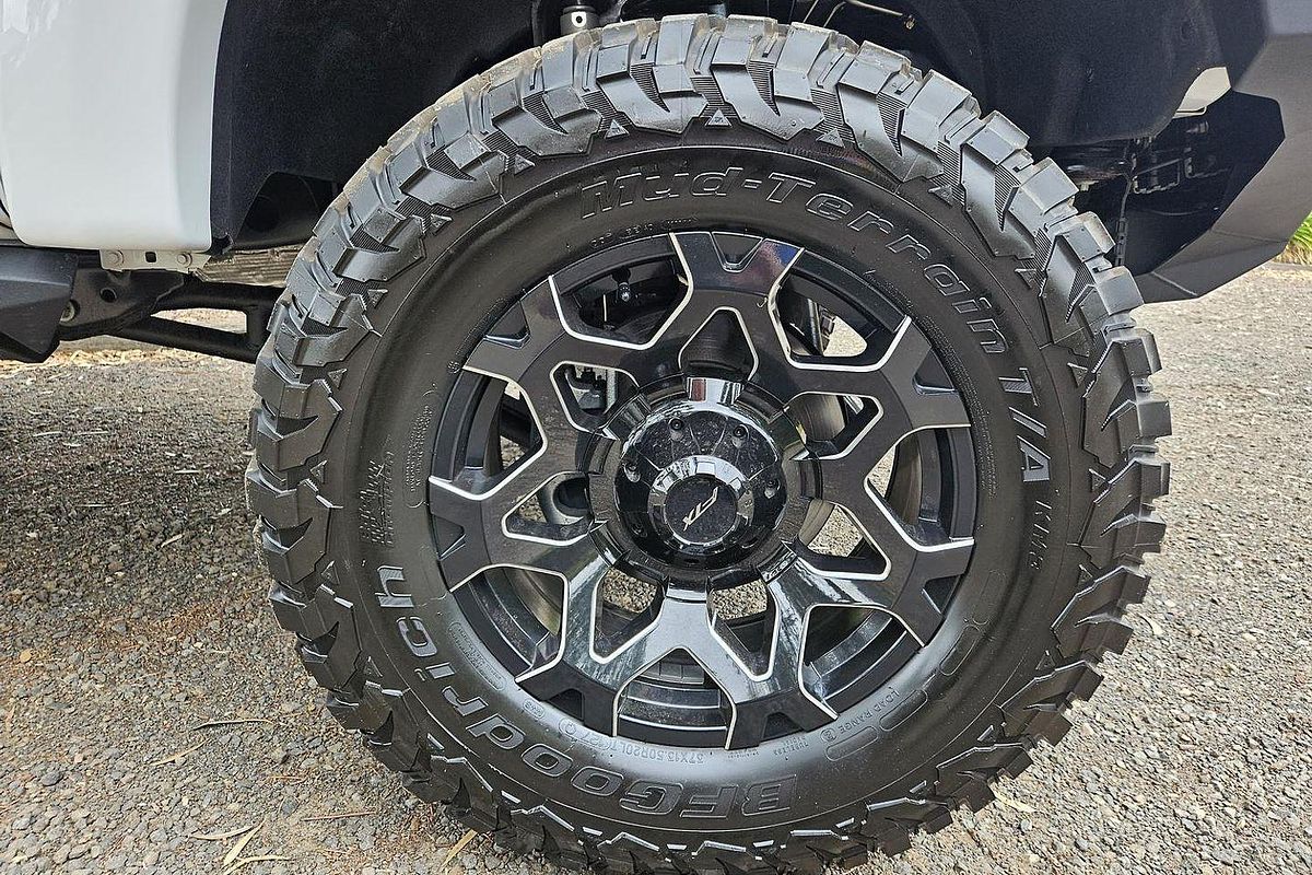 2022 Ford F250 Tuscany FTX 4X4 image 3