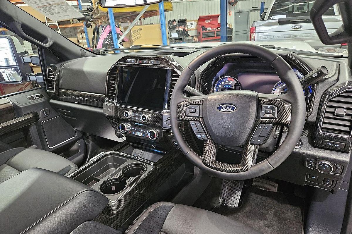2022 Ford F250 Tuscany FTX 4X4 image 7