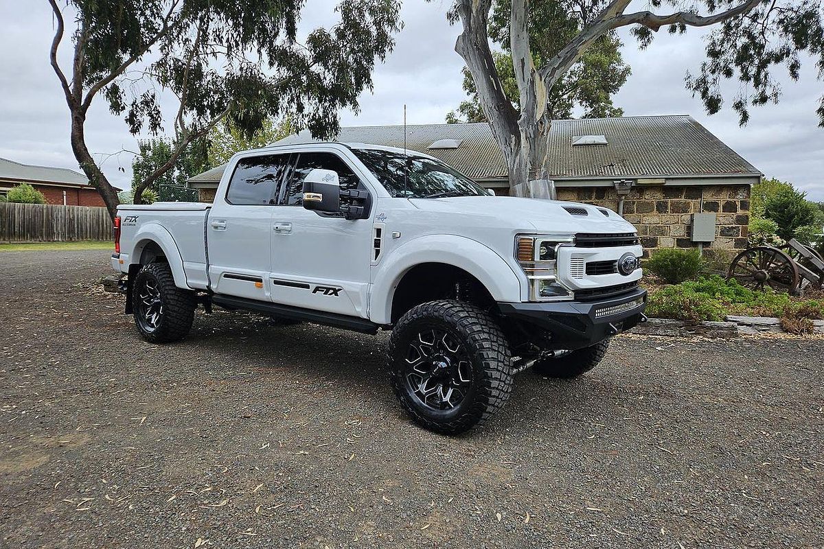 2022 Ford F250 Tuscany FTX 4X4 image 9