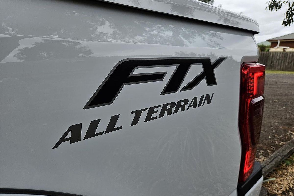2022 Ford F250 Tuscany FTX 4X4 image 22