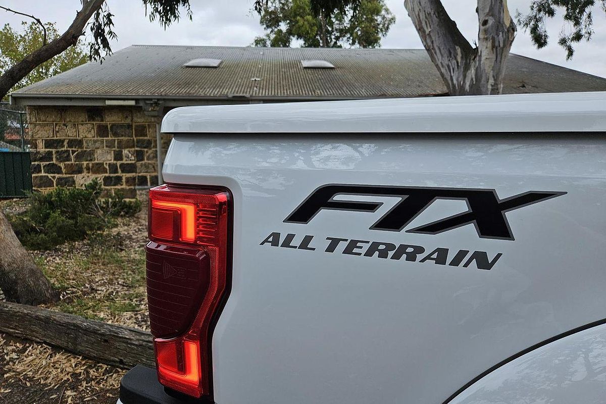 2022 Ford F250 Tuscany FTX 4X4 image 27