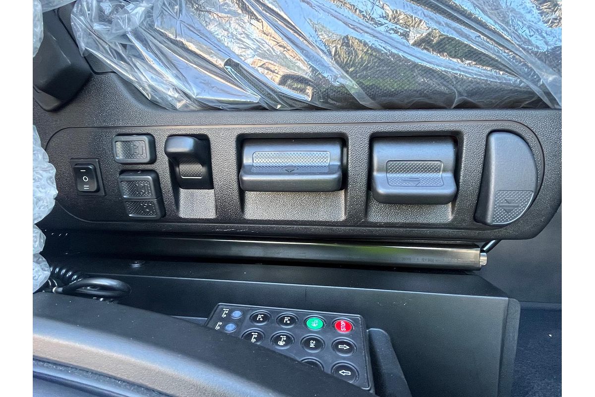 2025 IVECO S-Way AT600 image 16