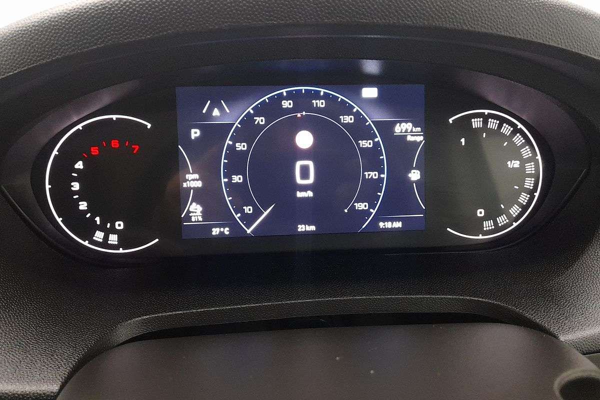 2025 Peugeot Boxer Pro X250 LWB Mid Roof image 30