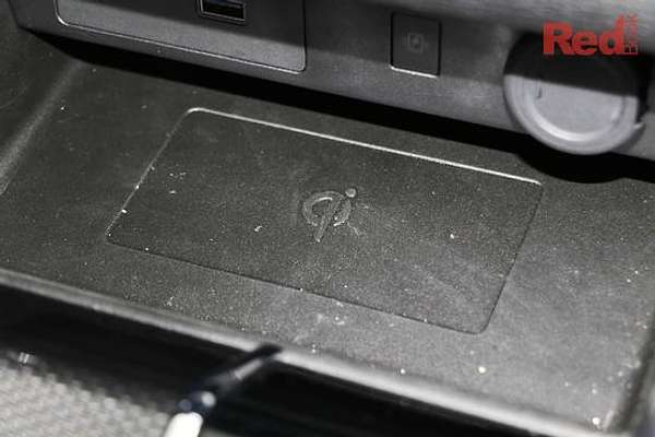 2025 Mitsubishi Outlander Black Edition ZM thumb-10
