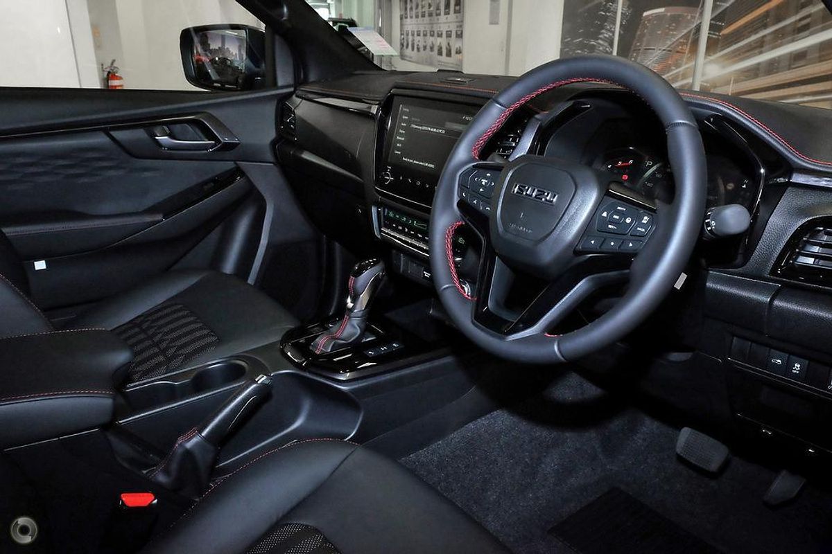 2026 Isuzu D-MAX X-TERRAIN 4X4 image 13